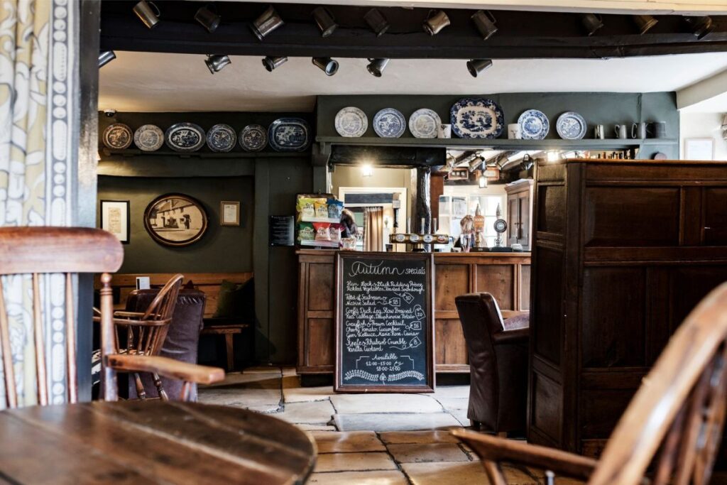 The bar at The Lamb Inn, Burford
