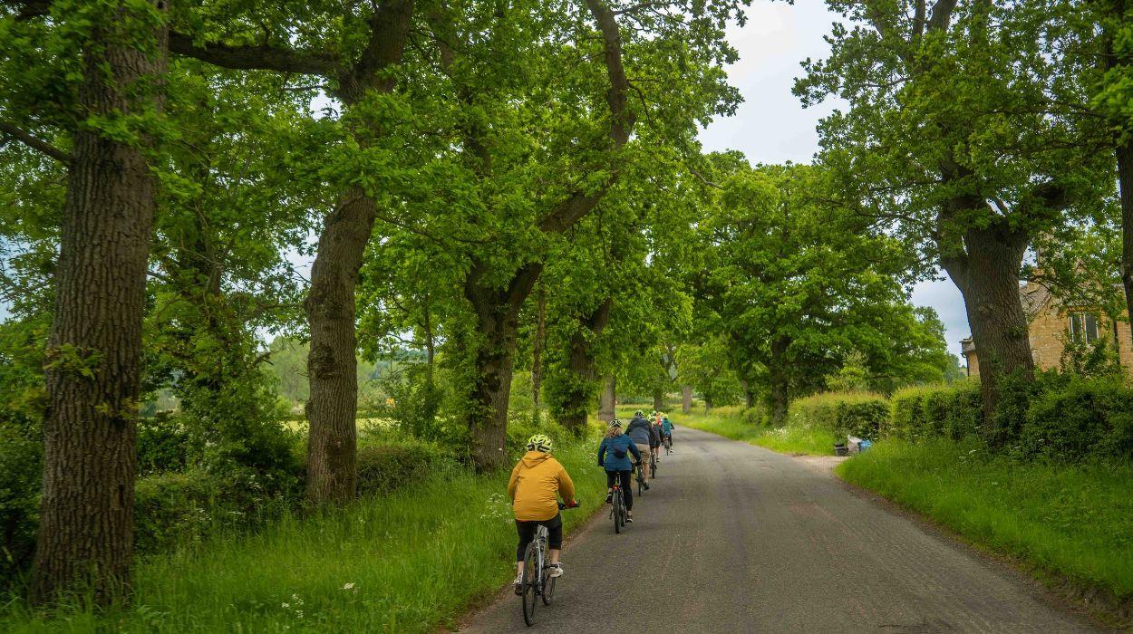 cycle-england-tour-gallery-4_rsz_07102025132958480jpg