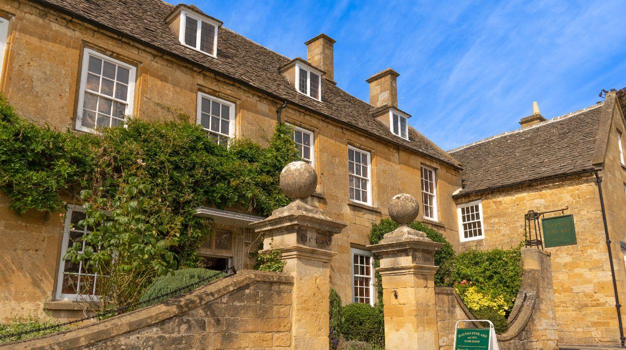 walk-the-cotswold-way-10-days-tour-gallery-8_rsz_11092025110528529jpg