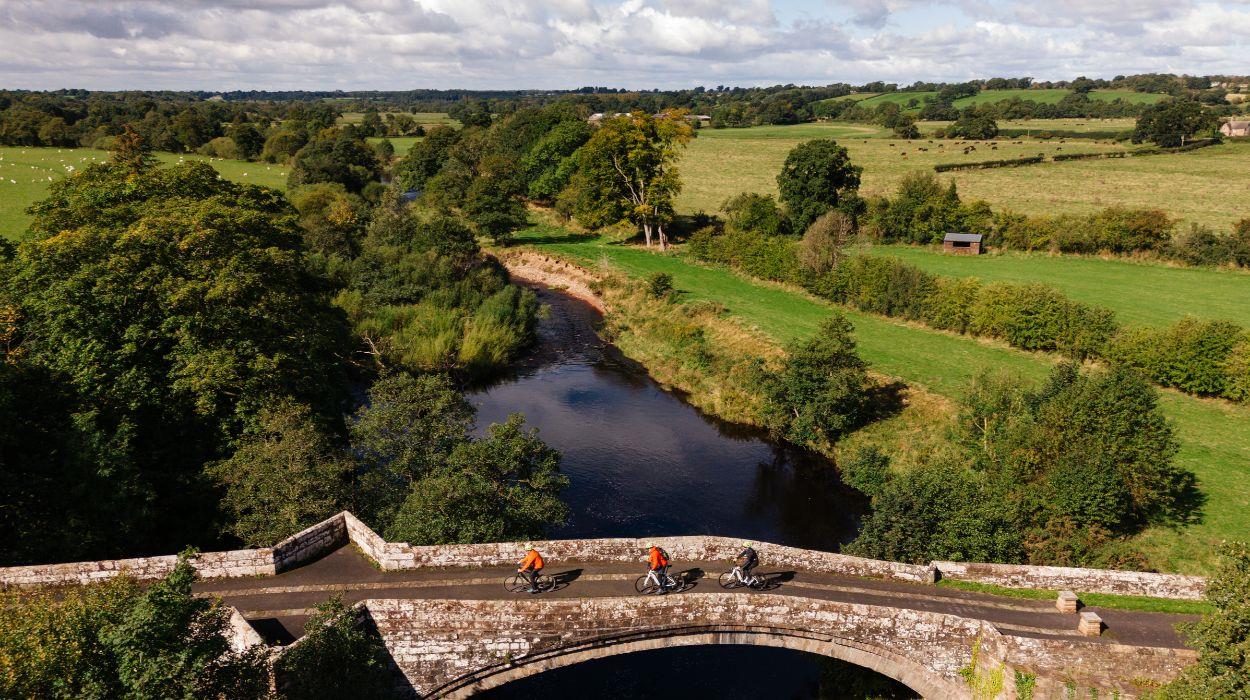 cycle-hadrians-wall-tour-gallery-8_rsz_02092025145001181jpg