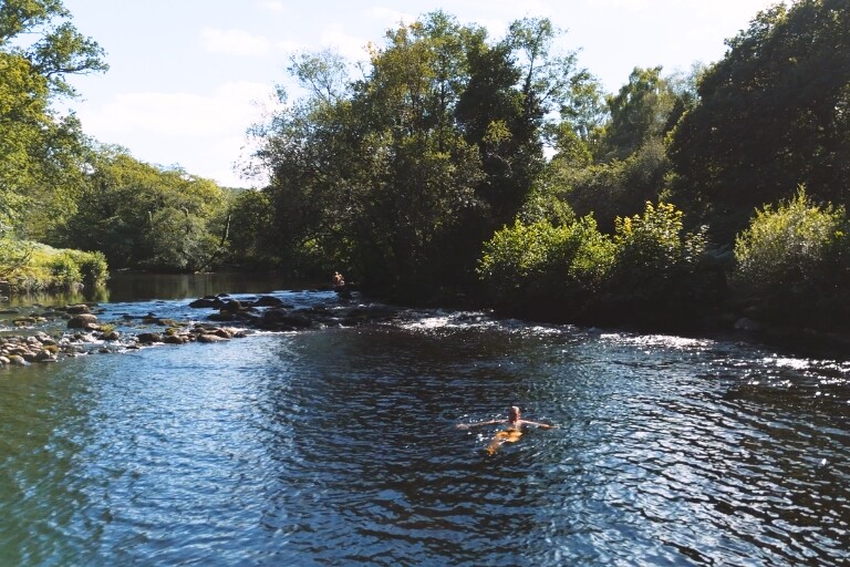 wild-swimming-devon