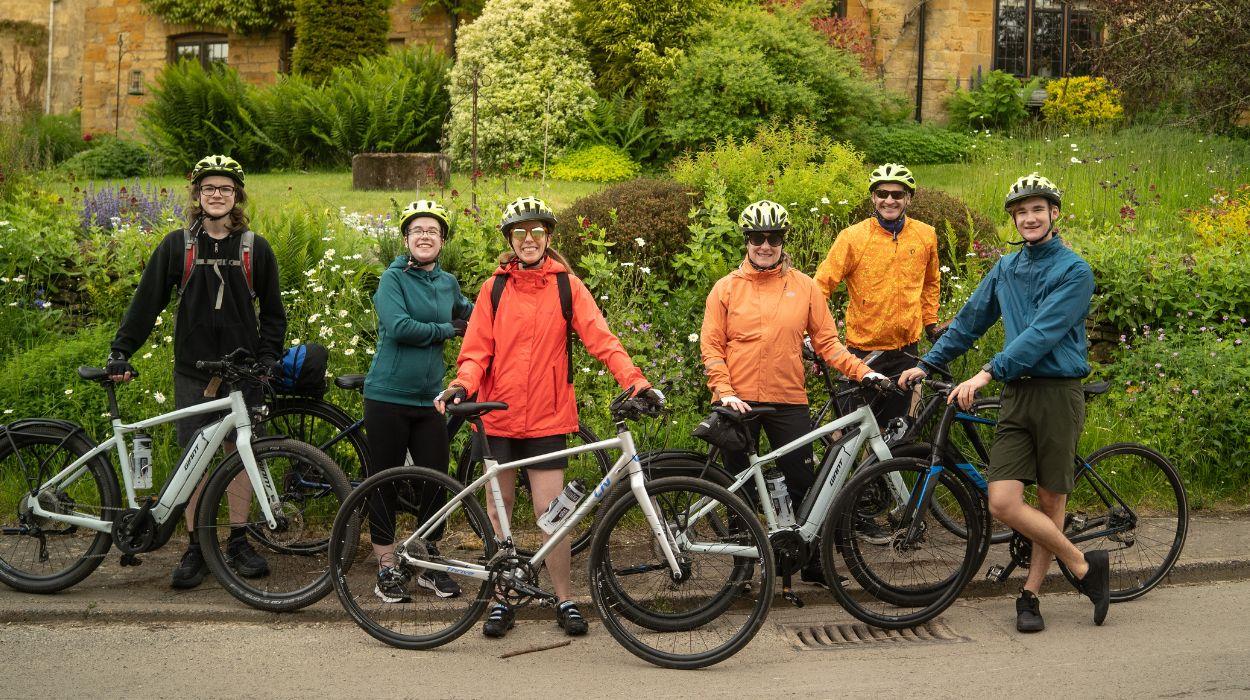 cycle-england-tour-gallery-3_rsz_07102025132951837jpg