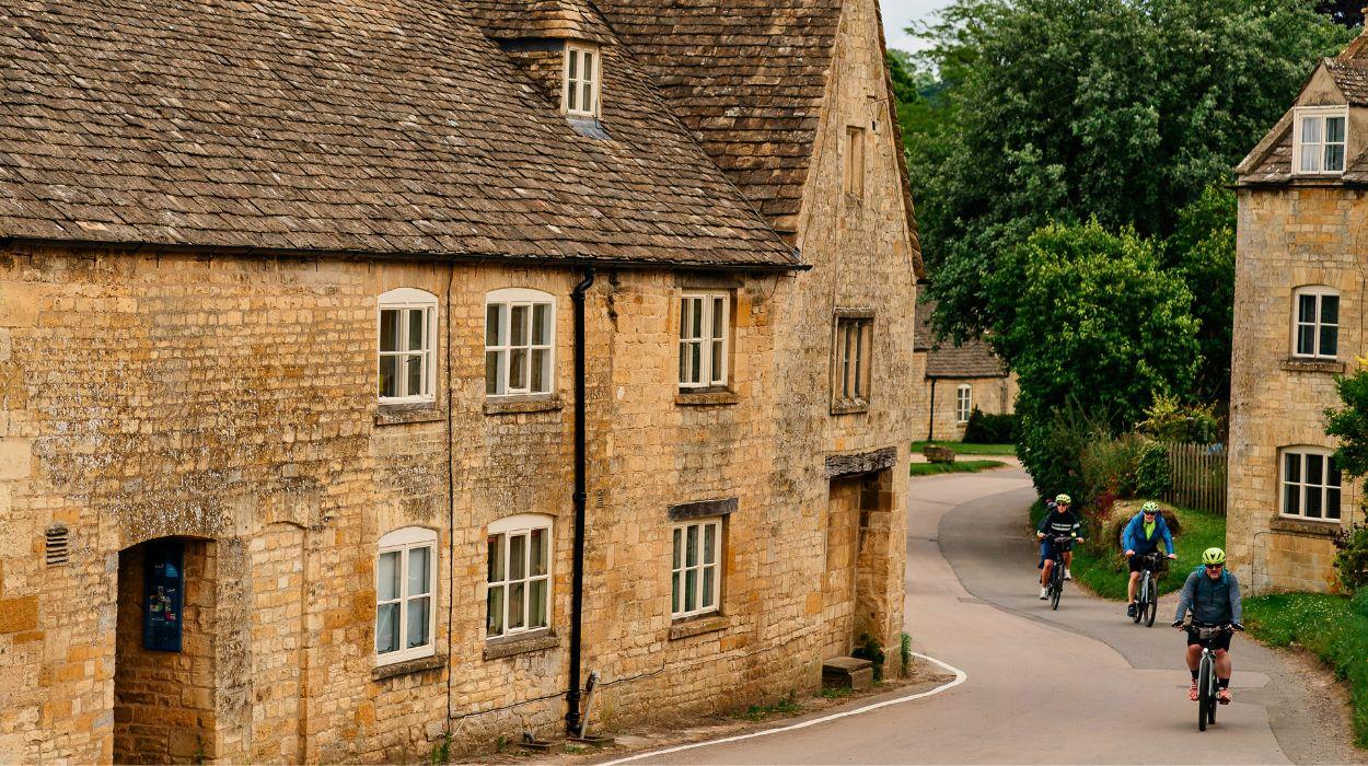 cycle-the-cotswolds-and-oxford-tour-gallery-3_rsz_09092025140834191jpg