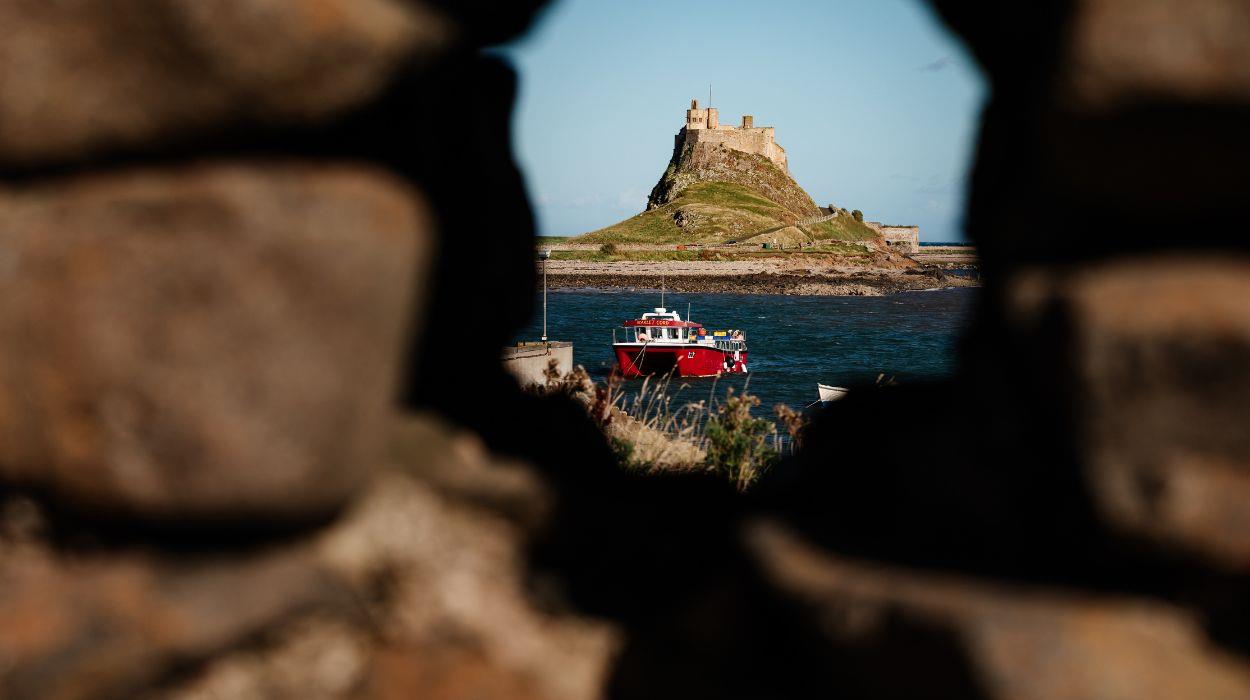 walk-hadrians-wall-and-northumberland-tour-gallery-7_rsz_03092025144634705jpg