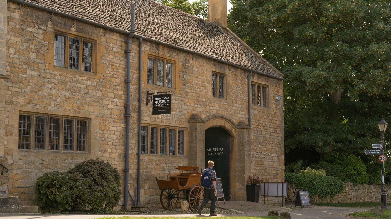 walk-the-cotswold-way-12-days-tour-gallery-2_rsz_11092025110632444jpg