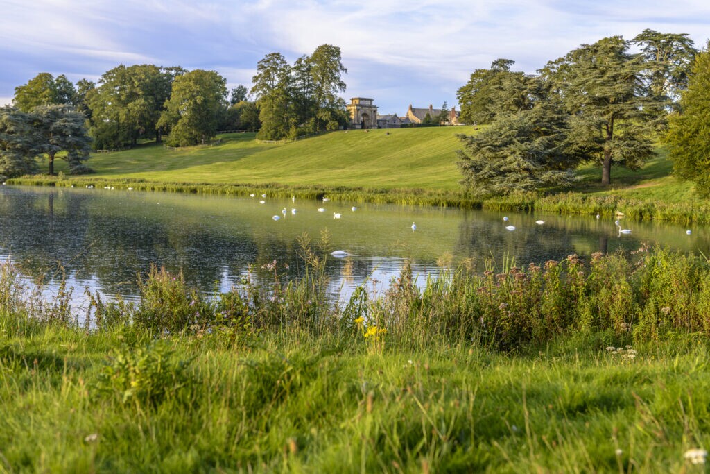 The lake in Blenheim Palace England