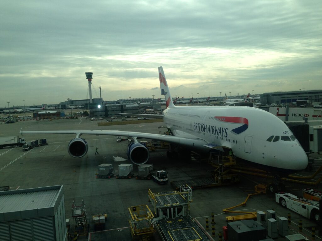 Plane-london-heathrow