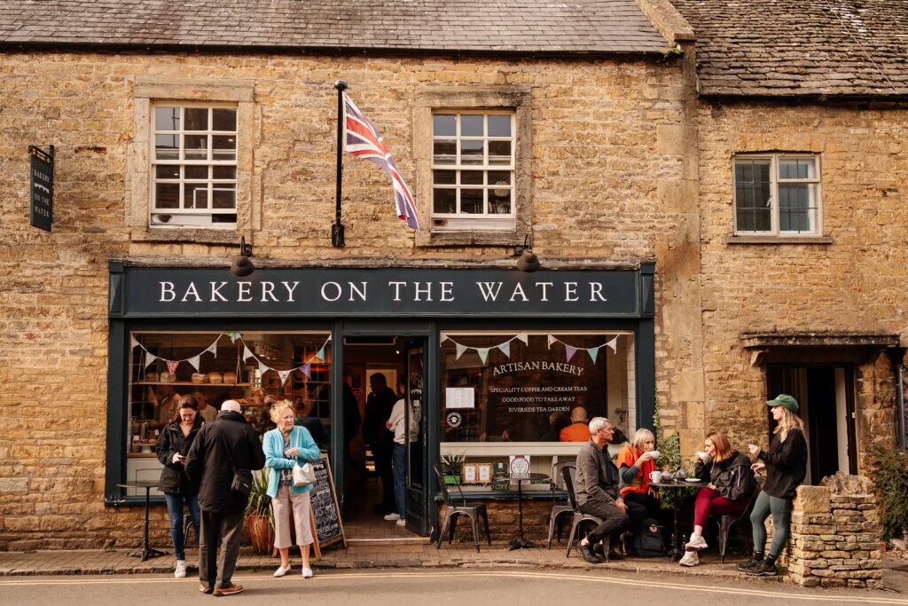 Bakery on the water Bourton on the water Cotswolds