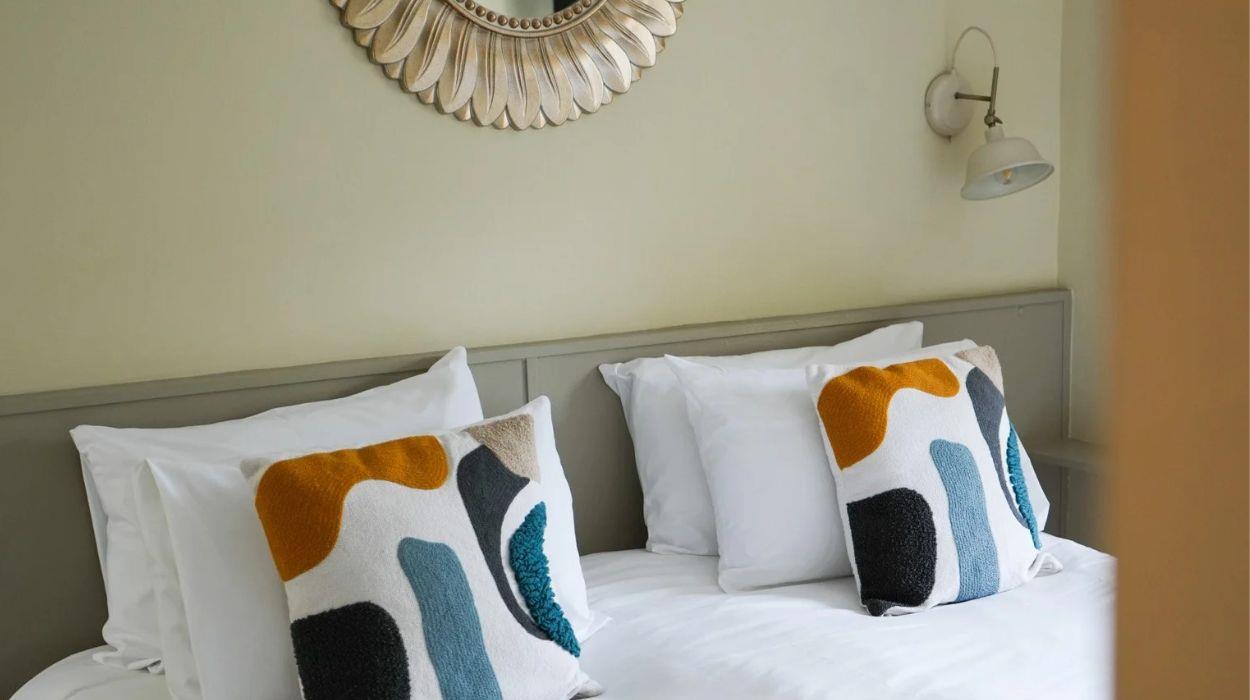 mousetrap-inn_rsz_18092025121138301jpg