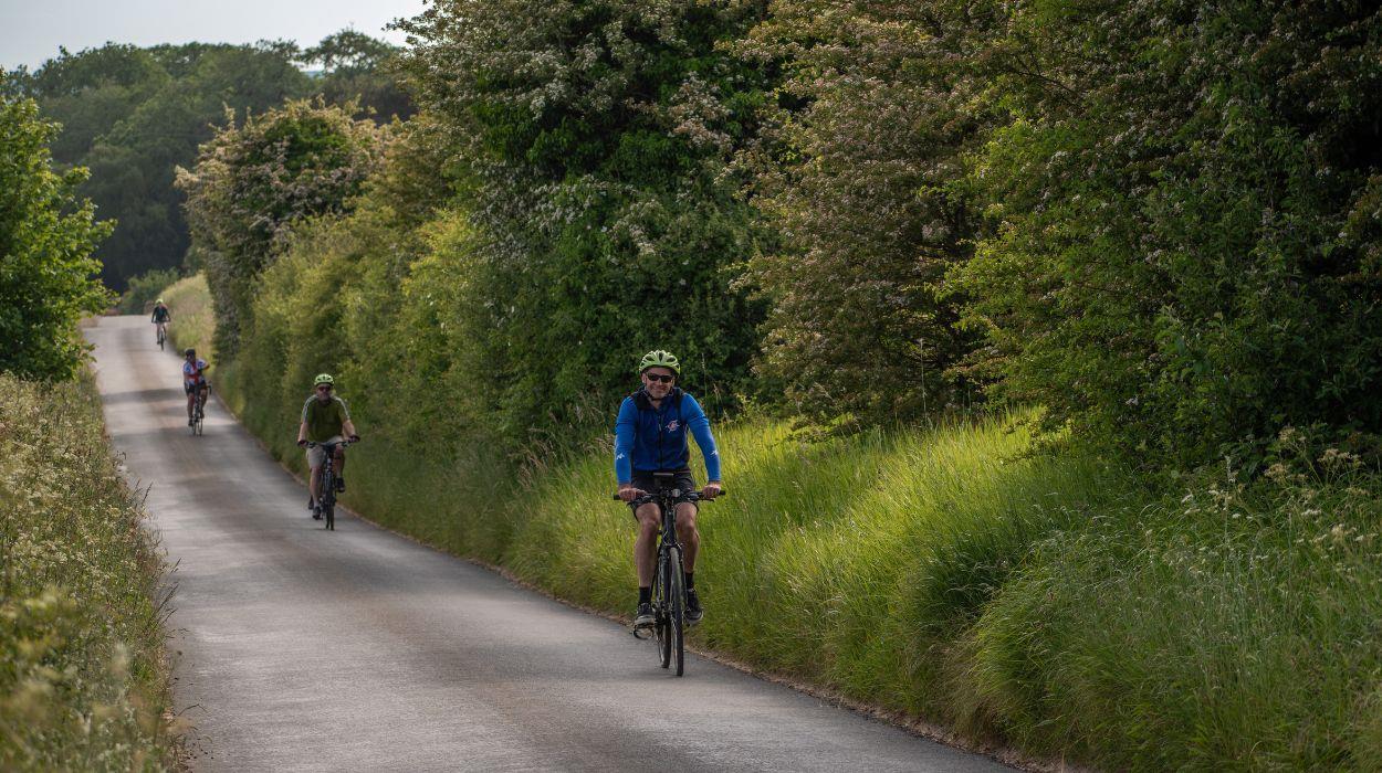 cycle-england-tour-gallery-2_rsz_07102025132944614jpg